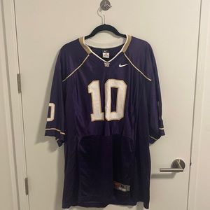 UofW Huskies Men’s #10 Jersey